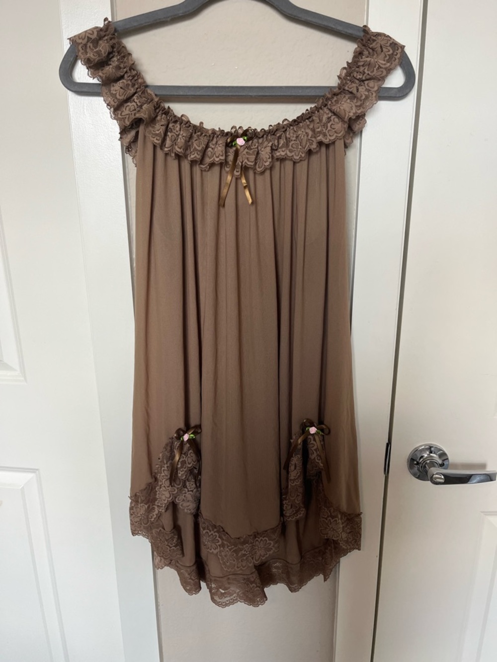 Brown Lace-Trim Ruffled Chemise with Ribbon Accents
